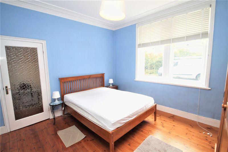 Flat Ancrum Street in Newcastle upon Tyne
