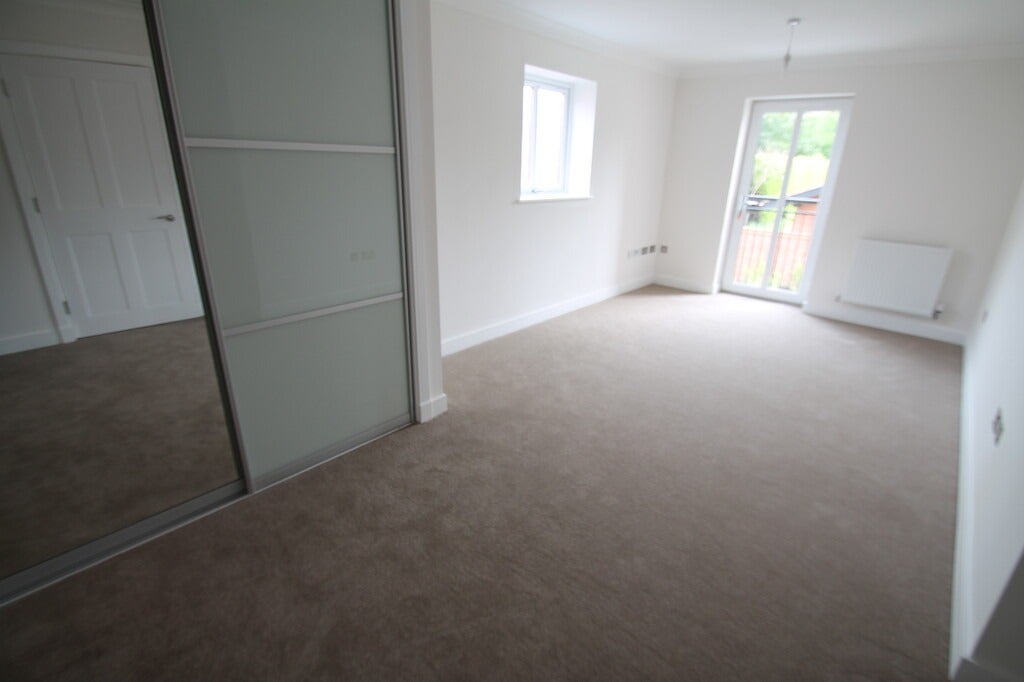 Flat School Lane in Metropolitan Borough of Solihull