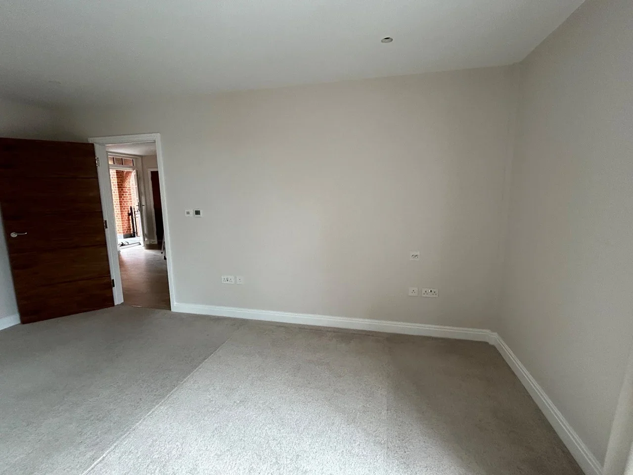 Flat Thompsons Close in St Albans