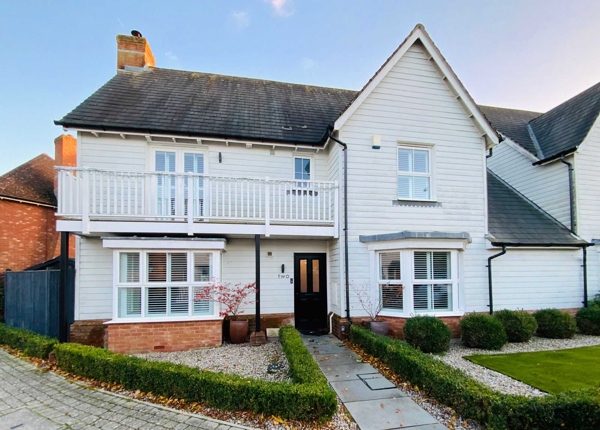 House Kings Hill Avenue in Tonbridge and Malling