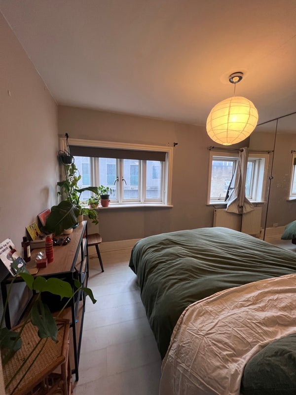Room Cambridge Heath Road in Greater London