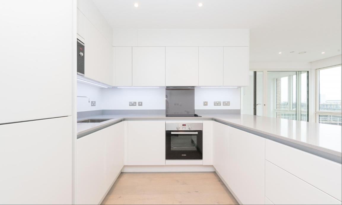 Flat Arniston Way in Greater London