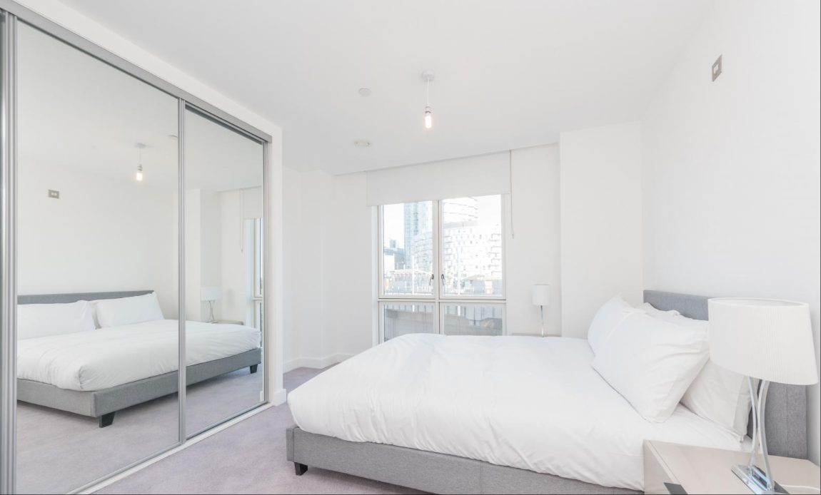 Flat Arniston Way in Greater London