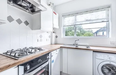 Flat Holyoake Walk in London