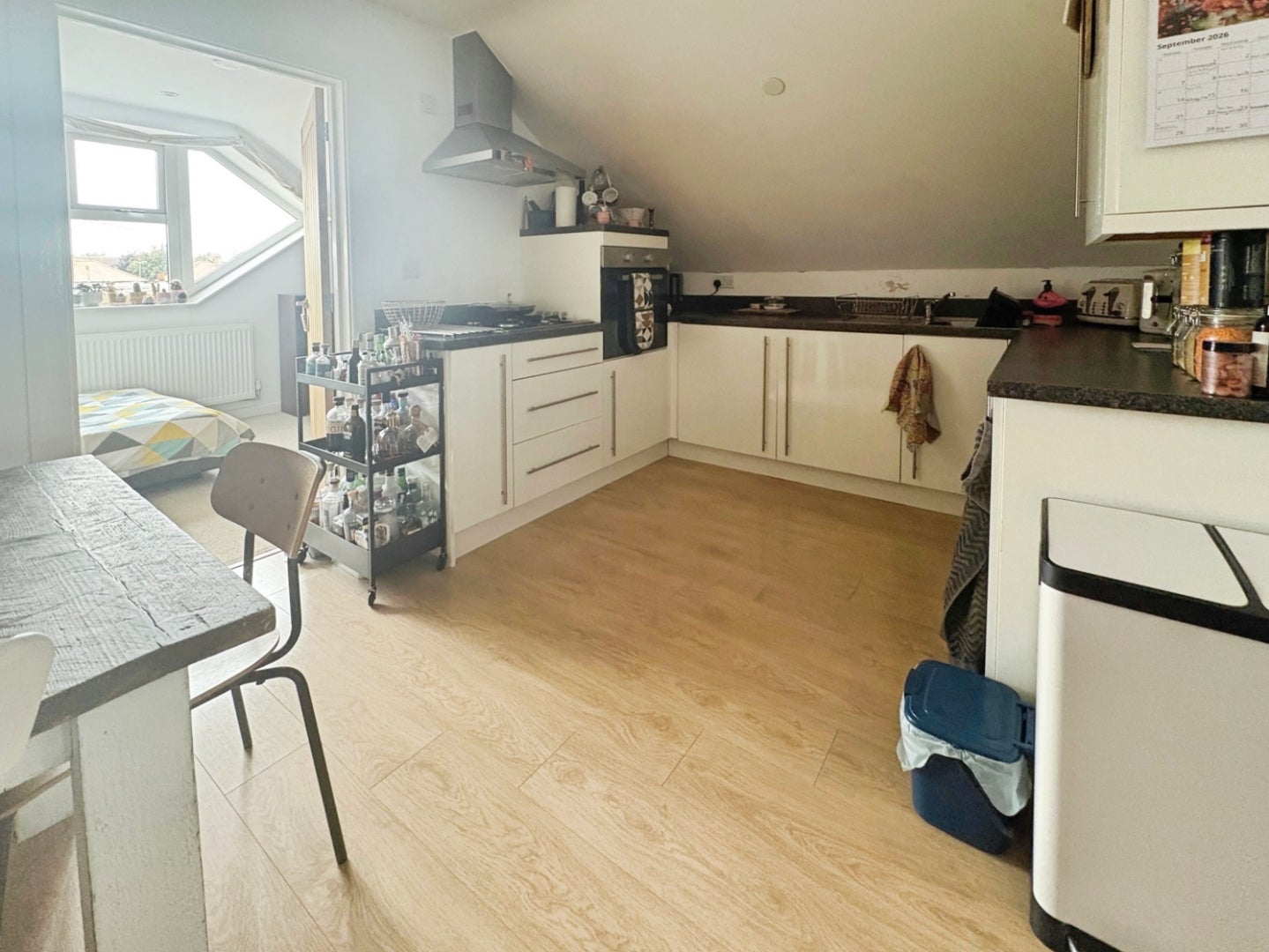 Flat Leigh Hill in Southend-on-Sea