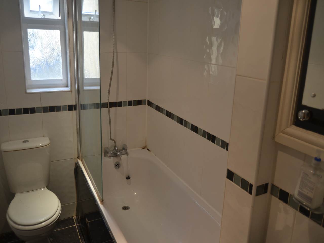 Flat Colum Road in Cardiff