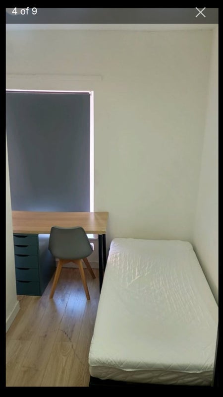 Room King Street in Pontypridd
