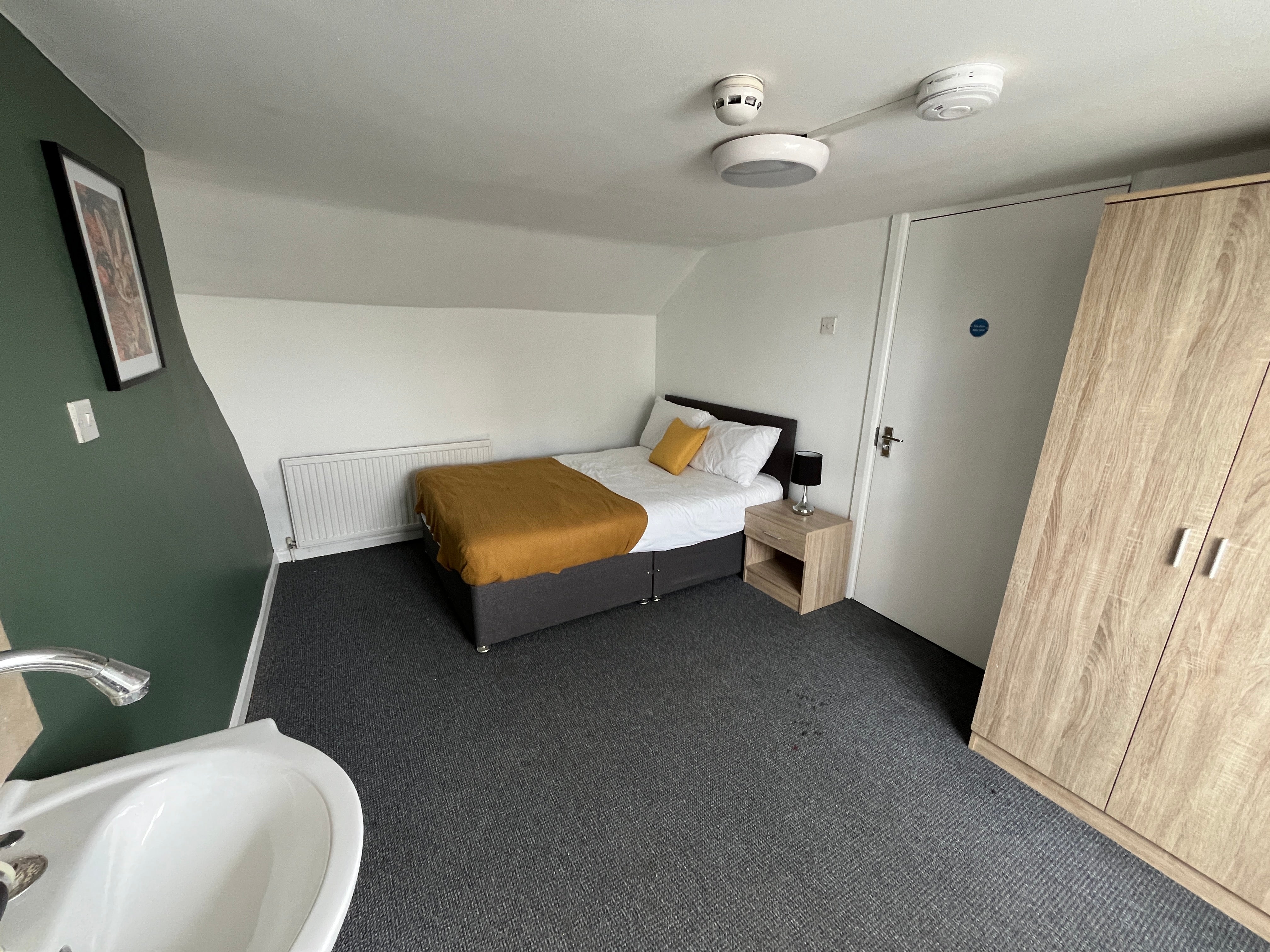 Room Market Street in Bassetlaw