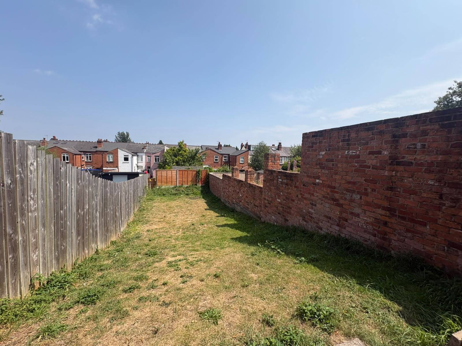 Flat Barclay Road in Sandwell