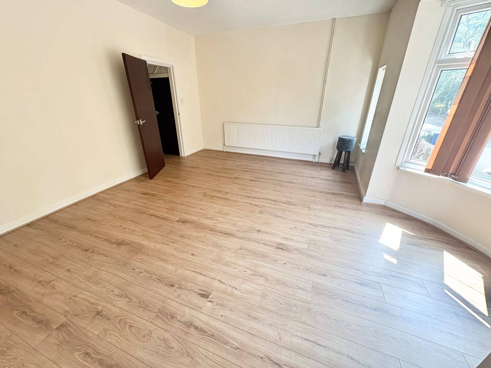 Flat Barclay Road in Sandwell