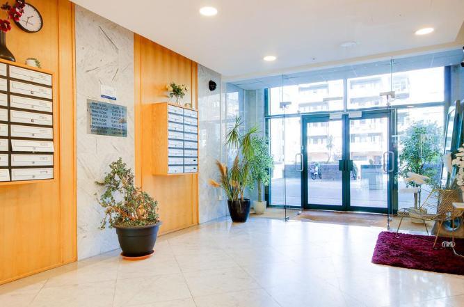 Flat Limeharbour in Greater London