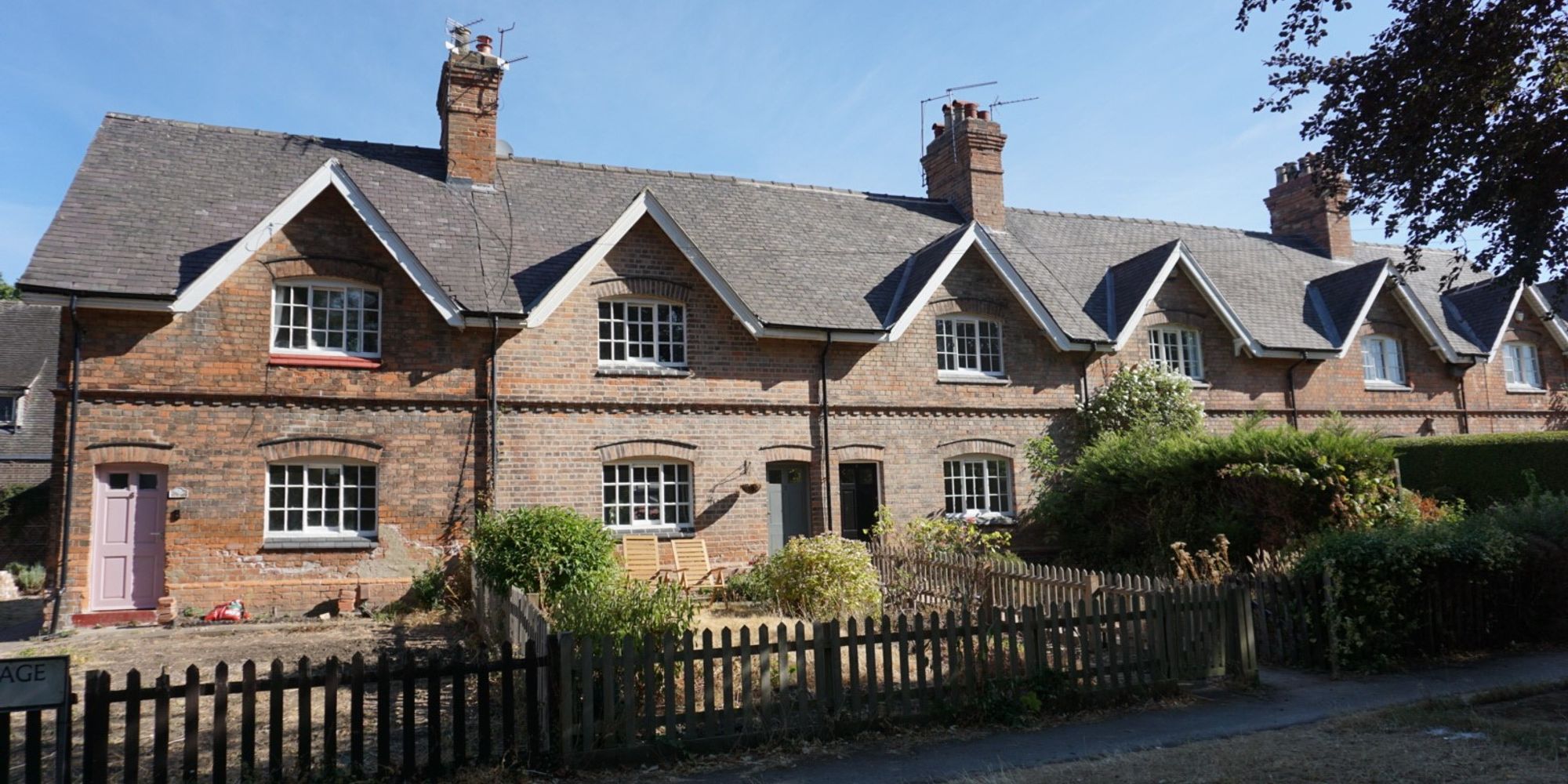 House Glebe Cottage Walk in Nottingham