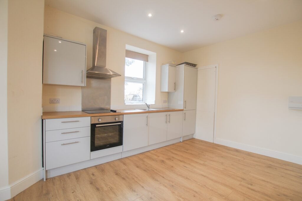 Flat Ermin Street in Stockcross