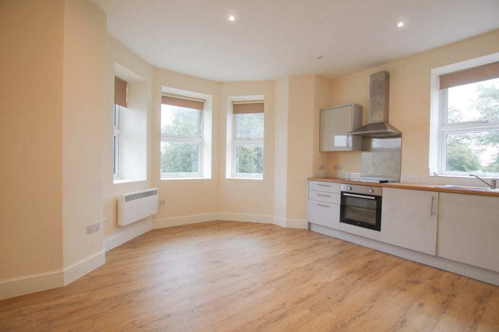 Flat Ermin Street in Stockcross