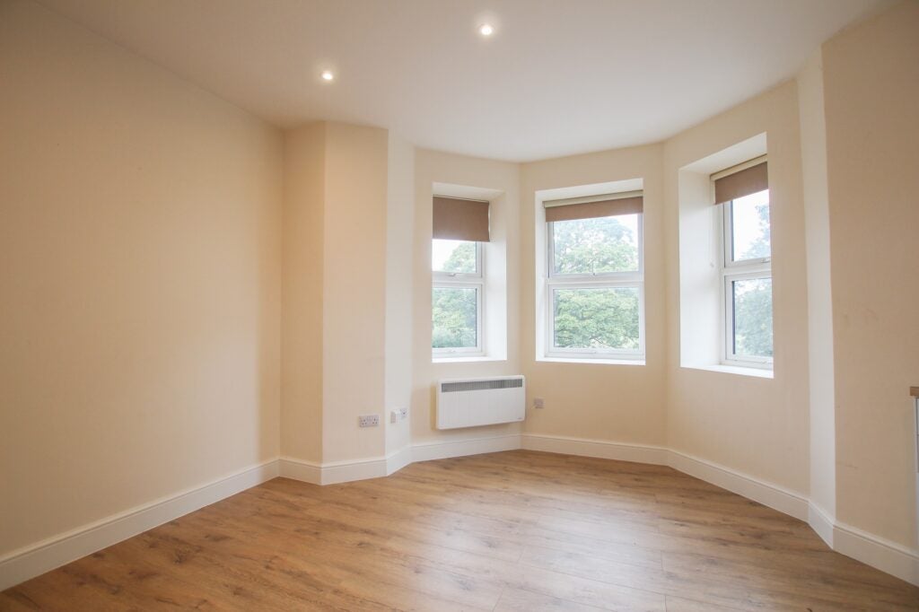 Flat Ermin Street in Stockcross