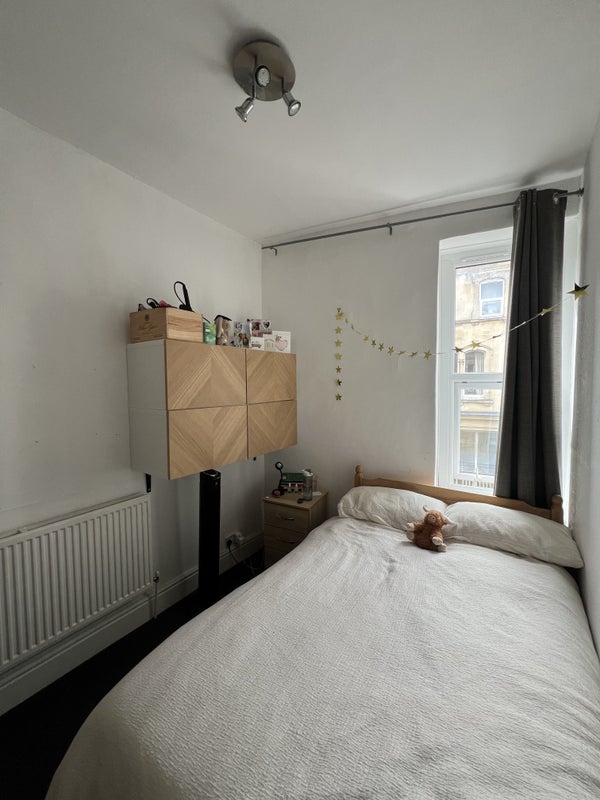 Room Chandos Road in Bristol