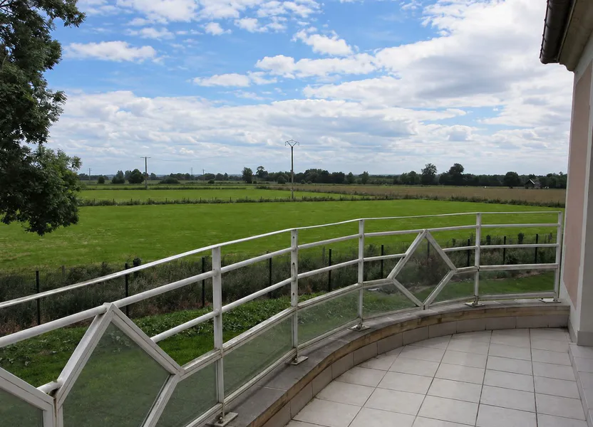 Flat Rue de la Couture in Saint-Mards-de-Blacarville