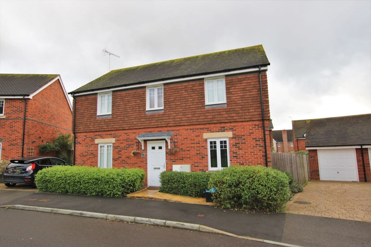 House Carina Drive in Wokingham