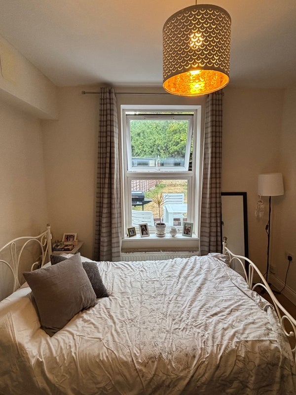 Room Gloucester Road in Bristol