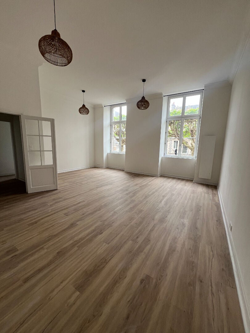 Flat Rue Henri Servain in Saint-Brieuc