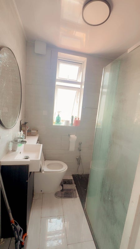 Room Sandling Avenue in Bristol