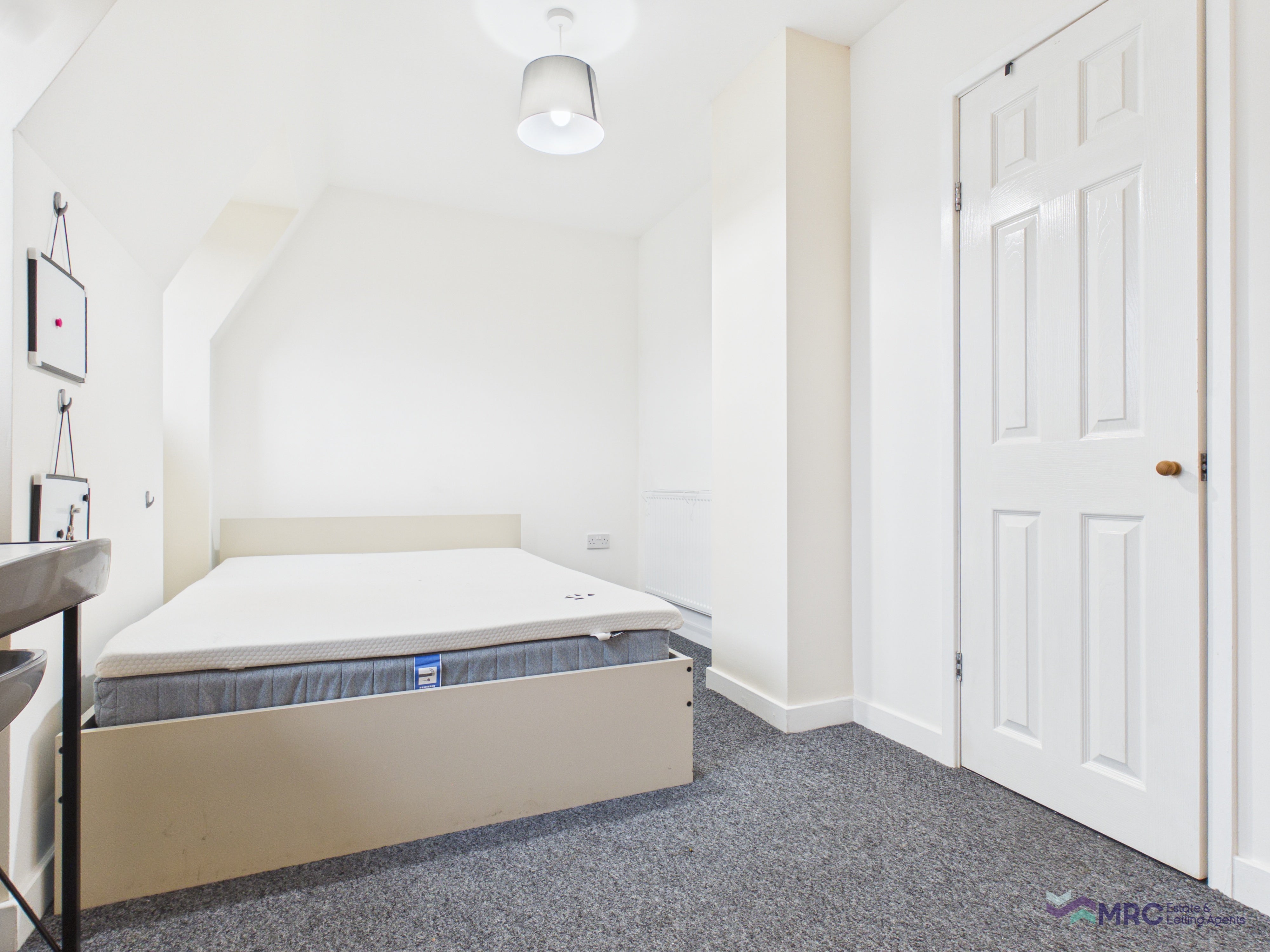 Room Lombard Street in Hull