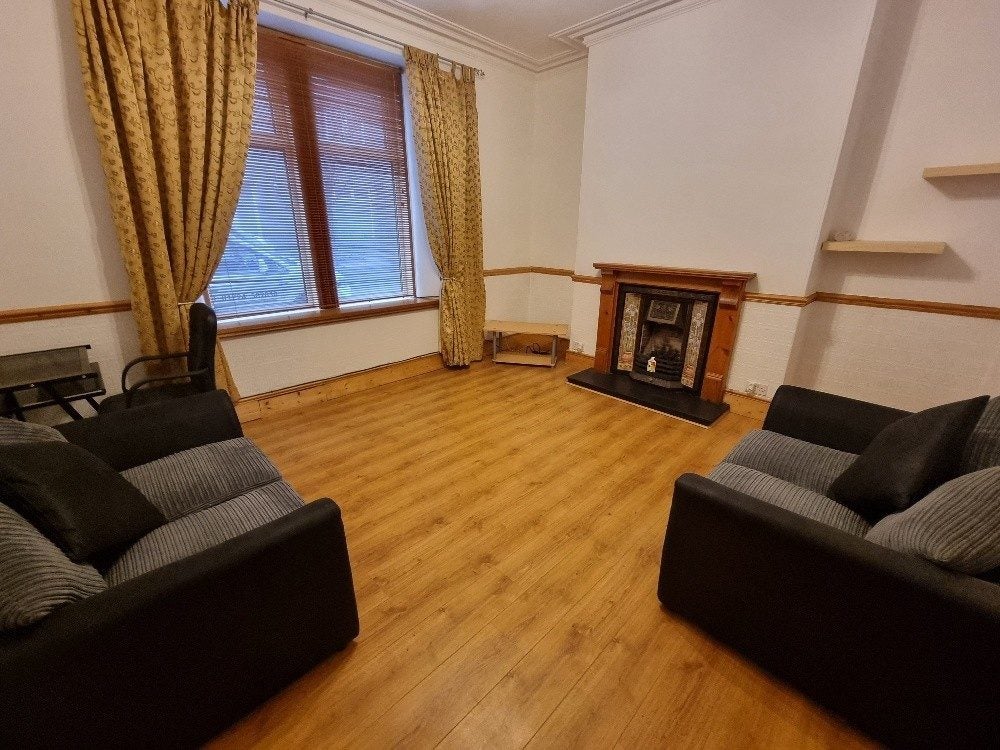Flat Wallfield Crescent in Aberdeen