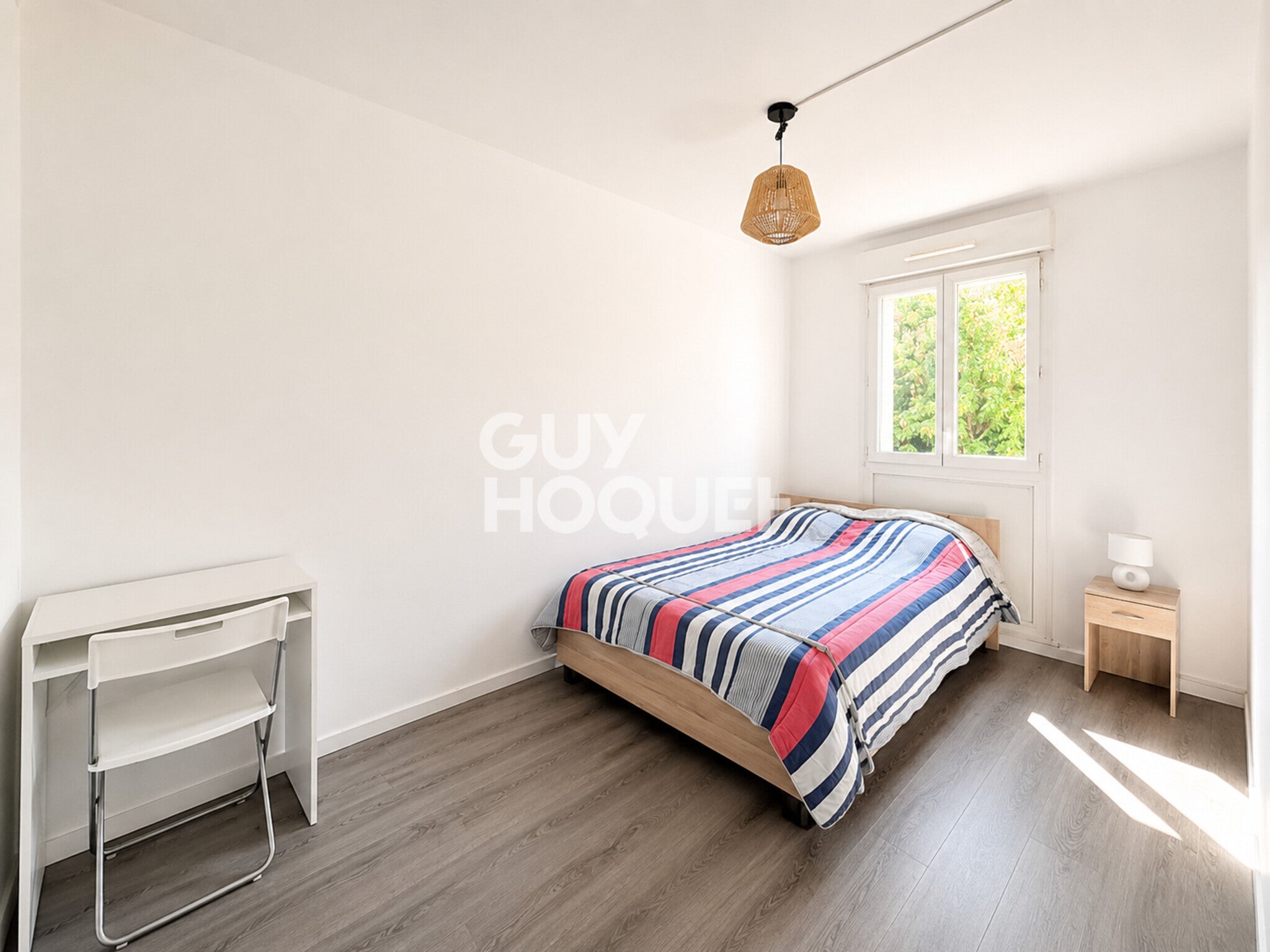 Flat Rue Victor Hugo in Vaulx-en-Velin