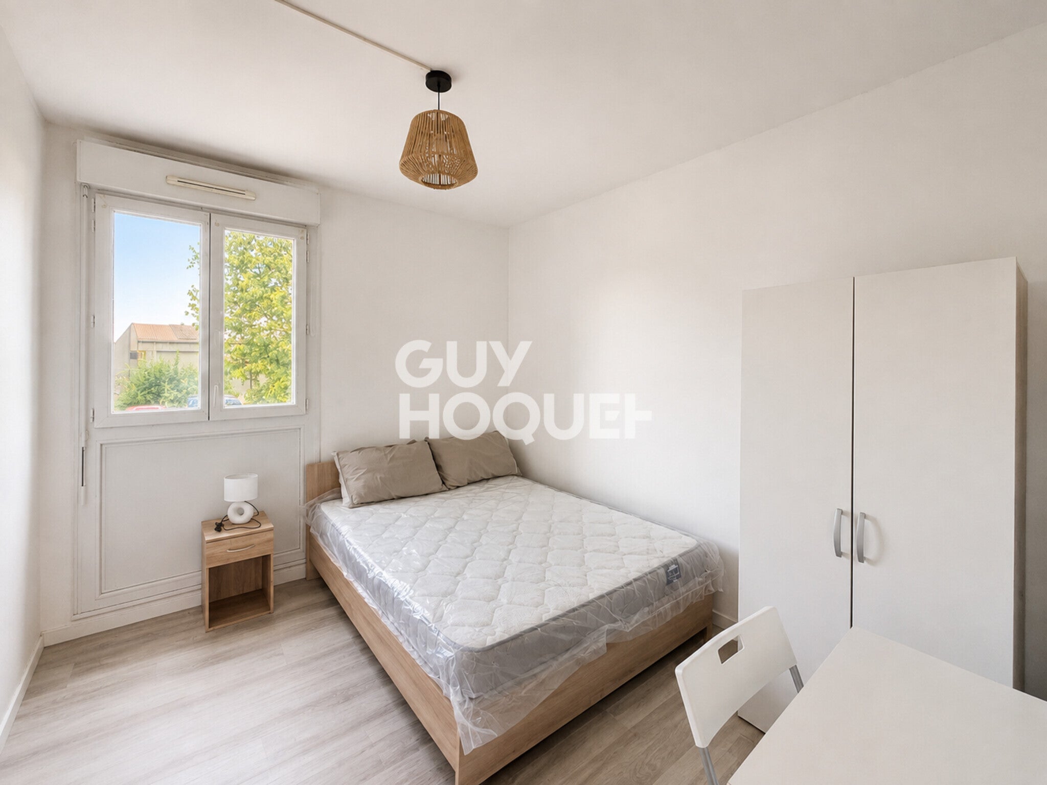 Flat Rue Victor Hugo in Vaulx-en-Velin