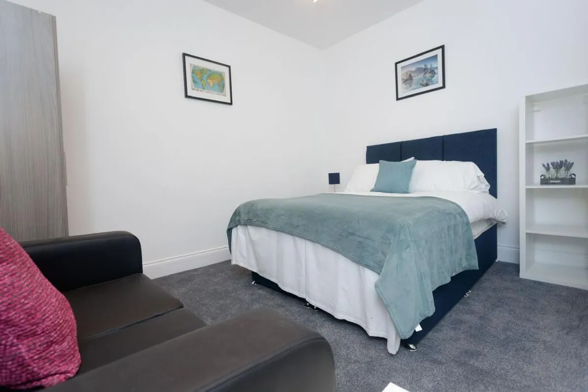 Flat Back Coldcotes Avenue in Leeds