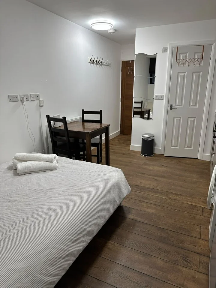 Flat Edgware Road in Greater London