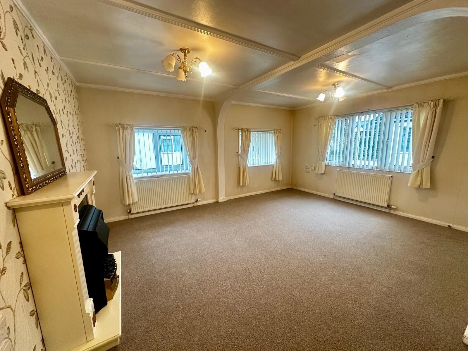 House Stone Valley Court in North Kesteven