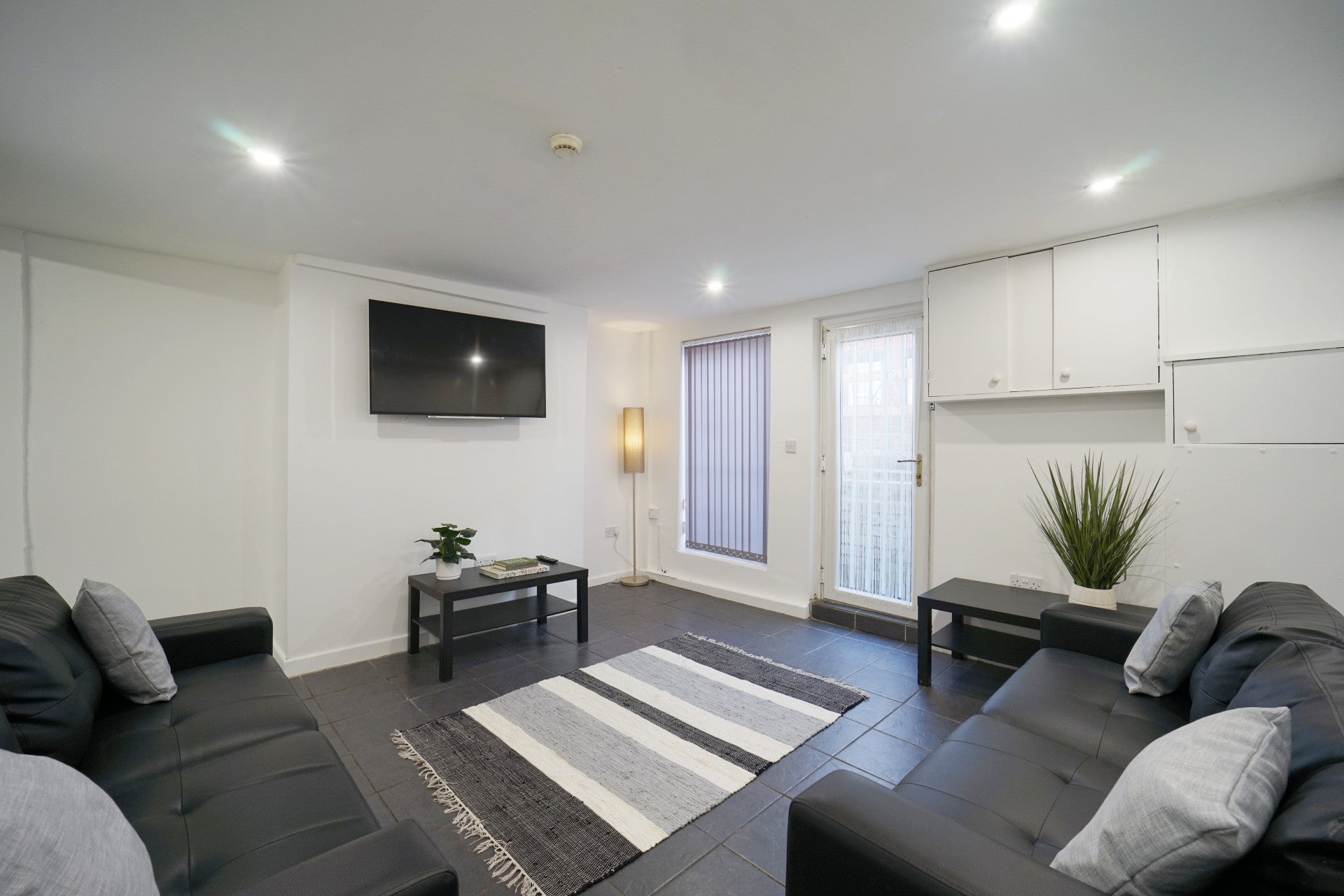 Flat Back Burchett Place in Leeds