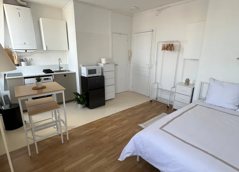Flat Boulevard Voltaire in Asnières-sur-Seine