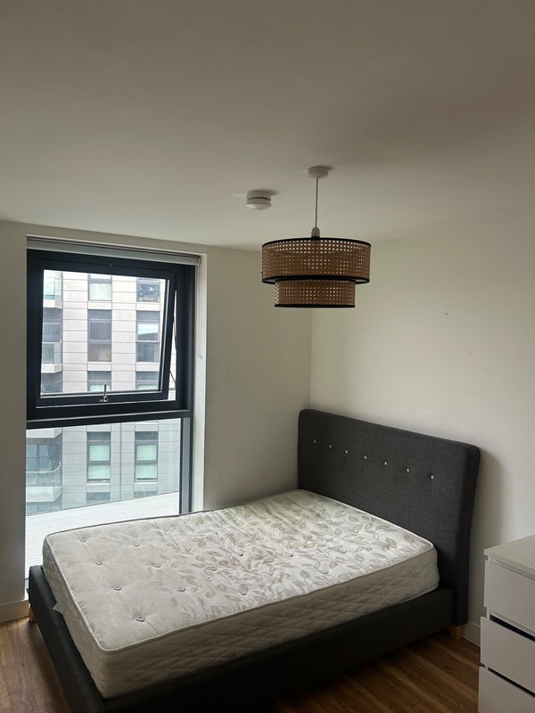 Room Pomona Strand in Trafford