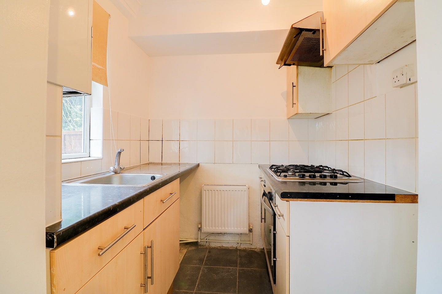 Flat Thornton Avenue in Greater London