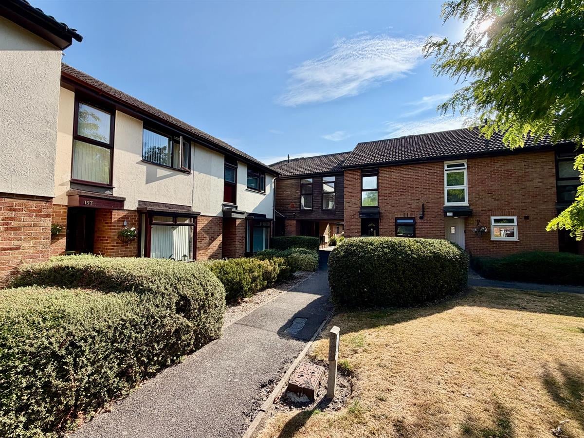 Flat Avondale in Guildford