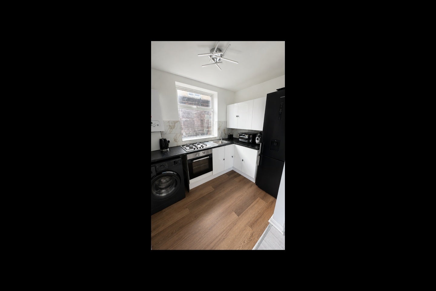 Room Milton Road in Luton