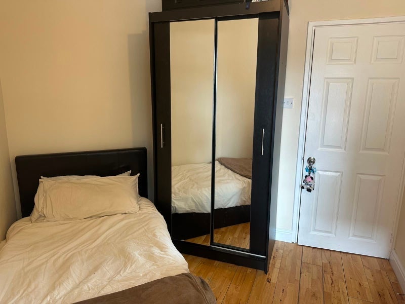 Room Evelyn Street in Greater London