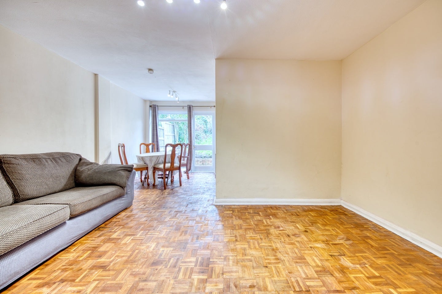 House Wigram Road in Greater London