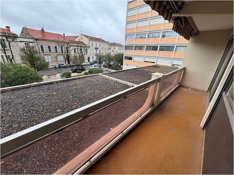 Flat Montée des Lauriers in Alès