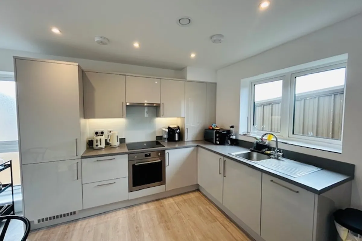 Flat Malvern Road in Maidenhead