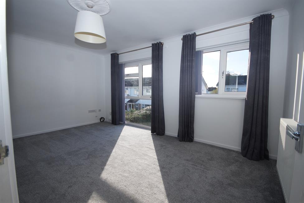 Flat Blandon Way in Cardiff