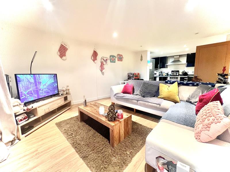 Flat Charles Street in Surrey Heath