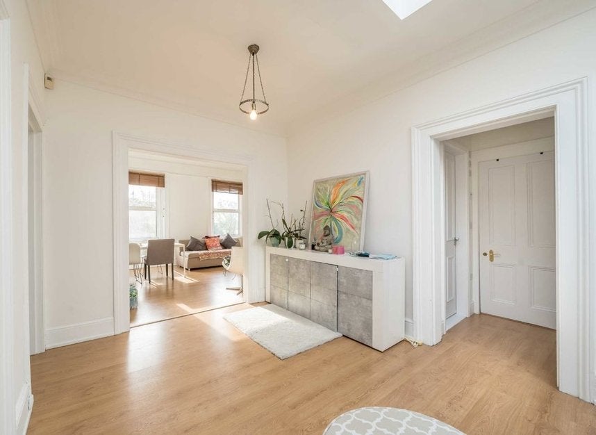 Flat Priory Road in Greater London
