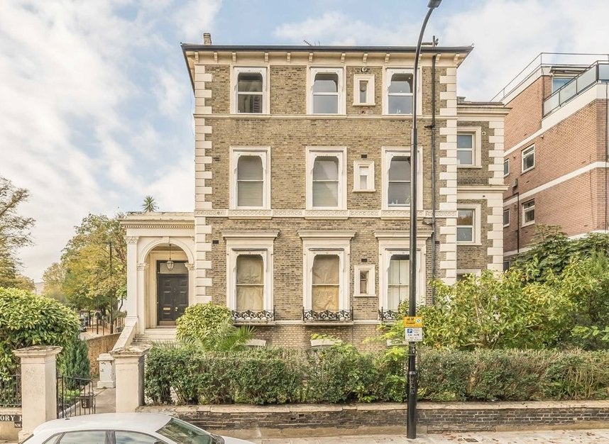 Flat Priory Road in Greater London