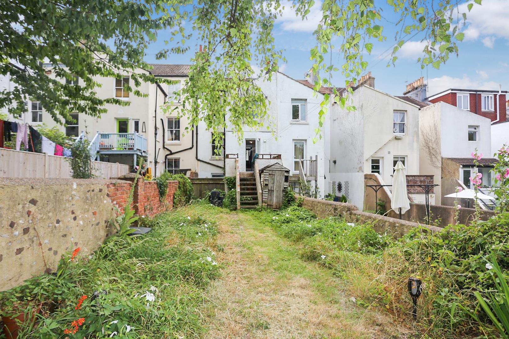 Flat Ditchling Rise in Brighton