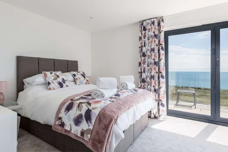 Flat Southbourne Overcliff Drive in Bournemouth
