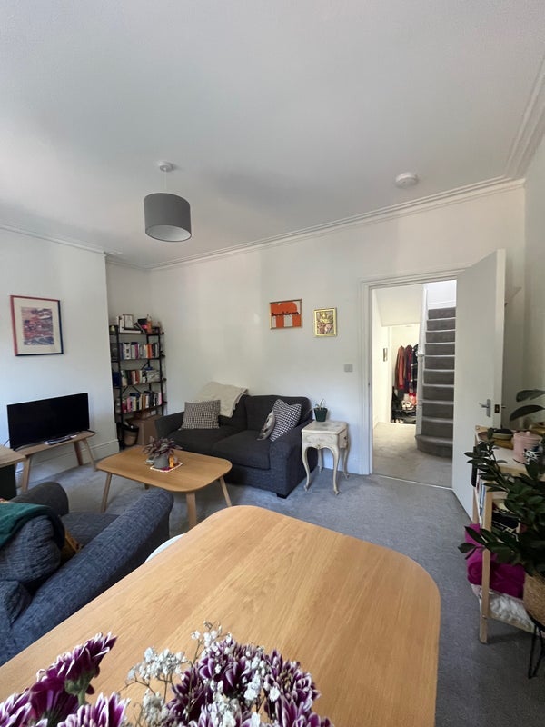 Room Larcom Street in Greater London