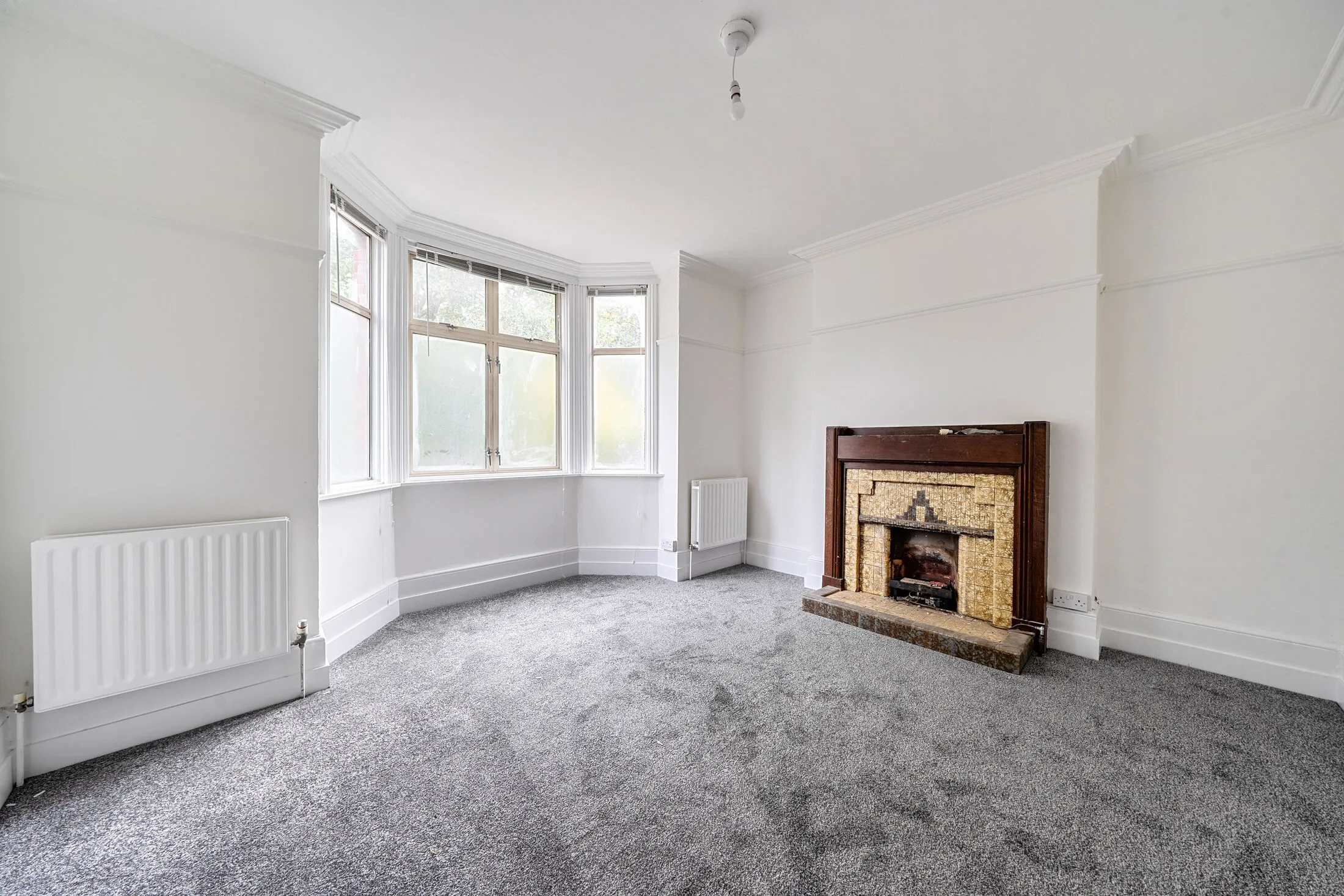 House Lower Green West in Greater London